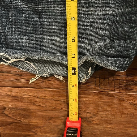 Joe’s Jeans Shorts - Picture 7 of 8